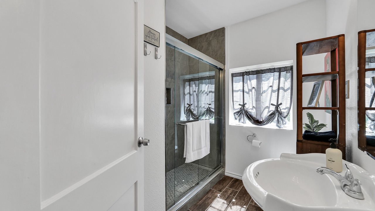 Photo of Bathroom in Weslaco
