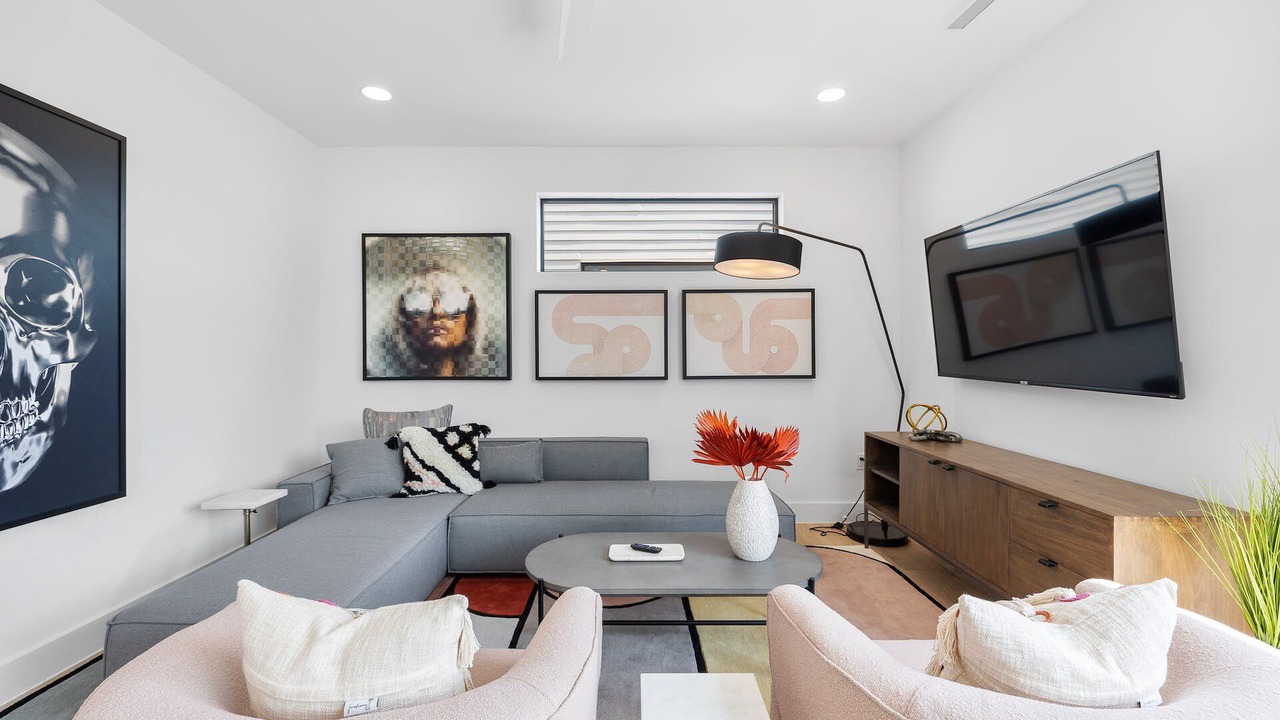 Photo of Bedroom in MLK