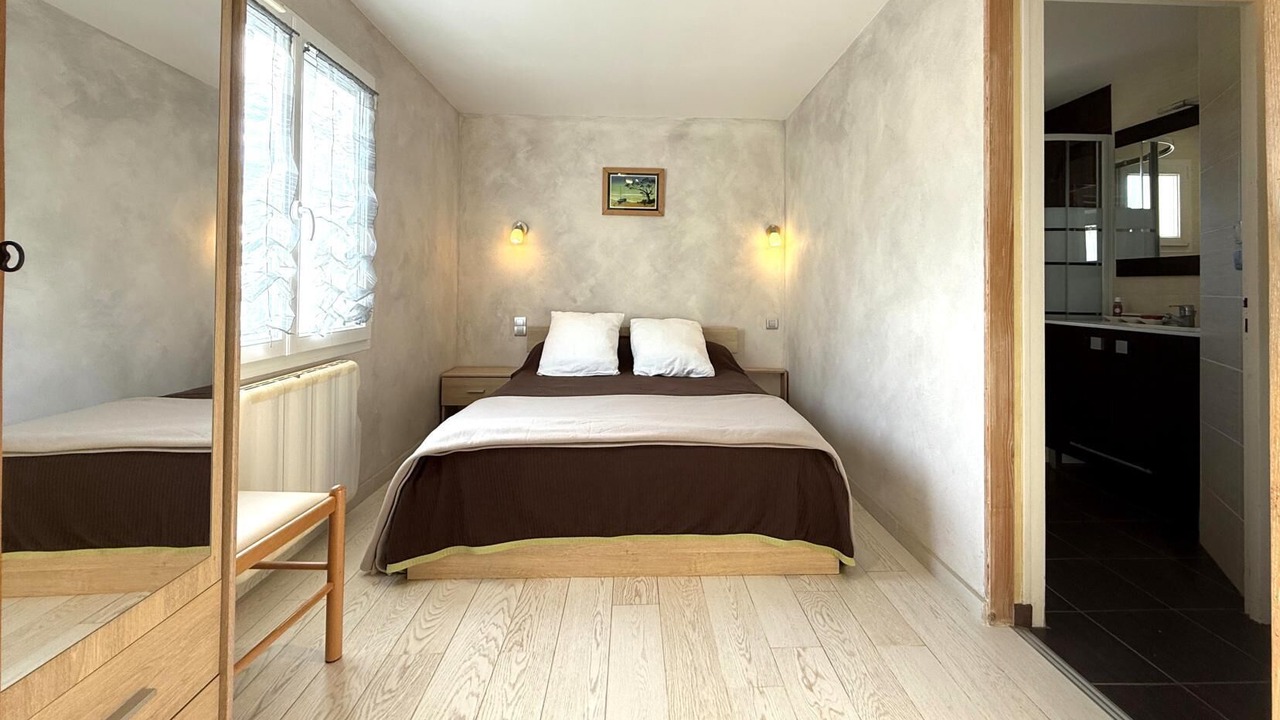 Photo of Bedroom in Espoey