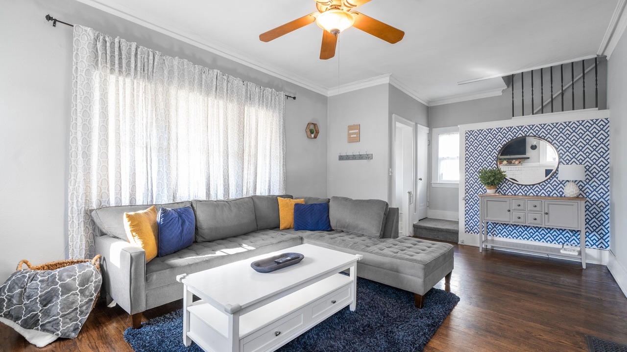 Photo of Livingroom in Fulton Heights