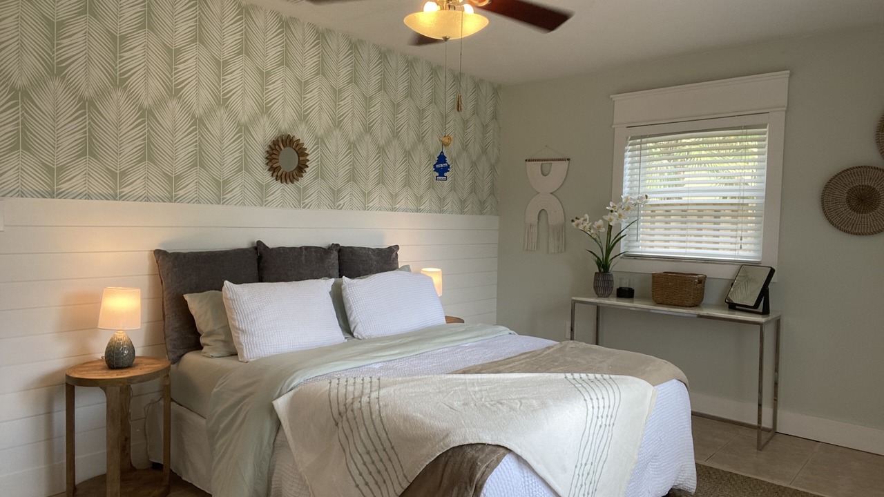 Photo of Bedroom in Marineland Acres