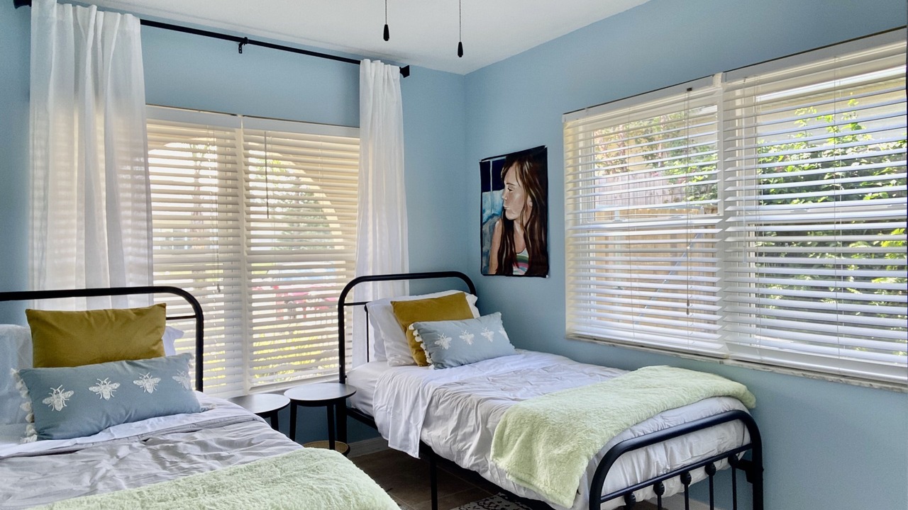 Photo of Bedroom in Marineland Acres