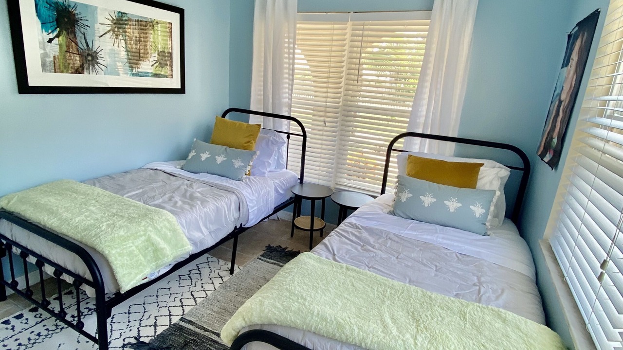 Photo of Bedroom in Marineland Acres