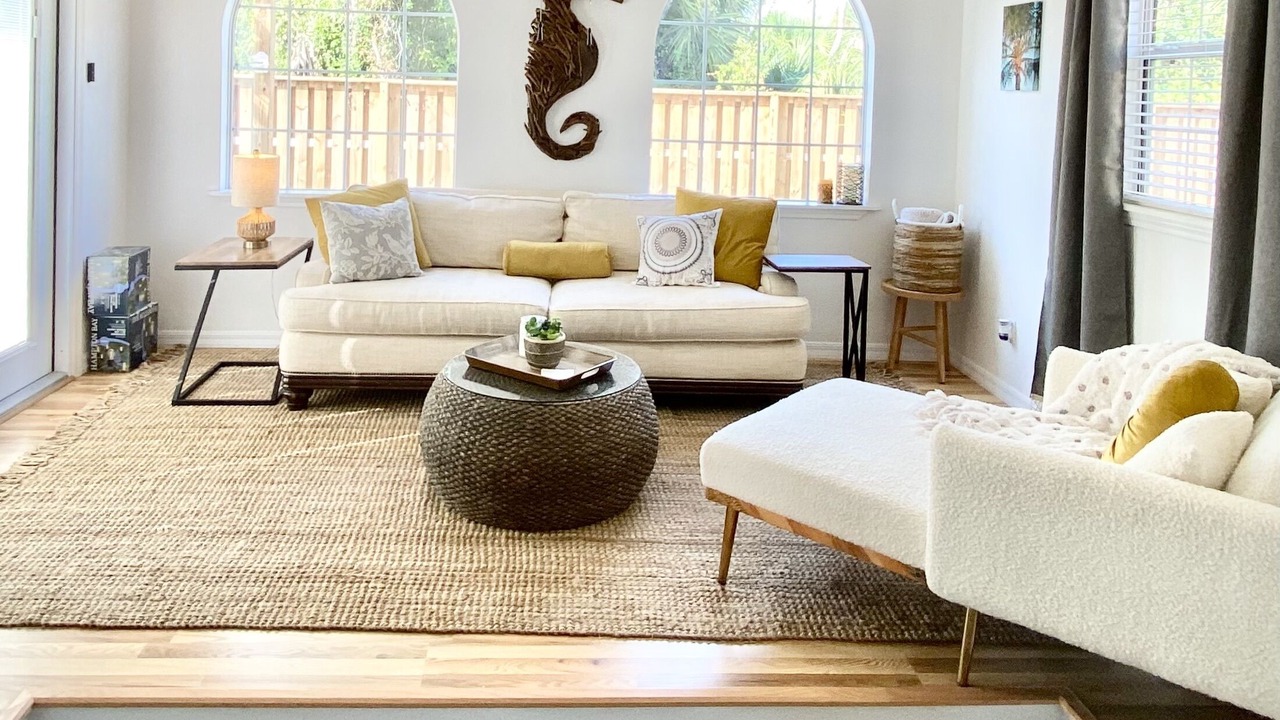 Photo of Livingroom in Marineland Acres