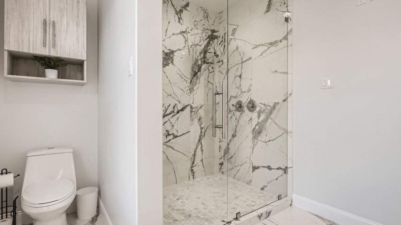 Photo of Bathroom in Nevada Street