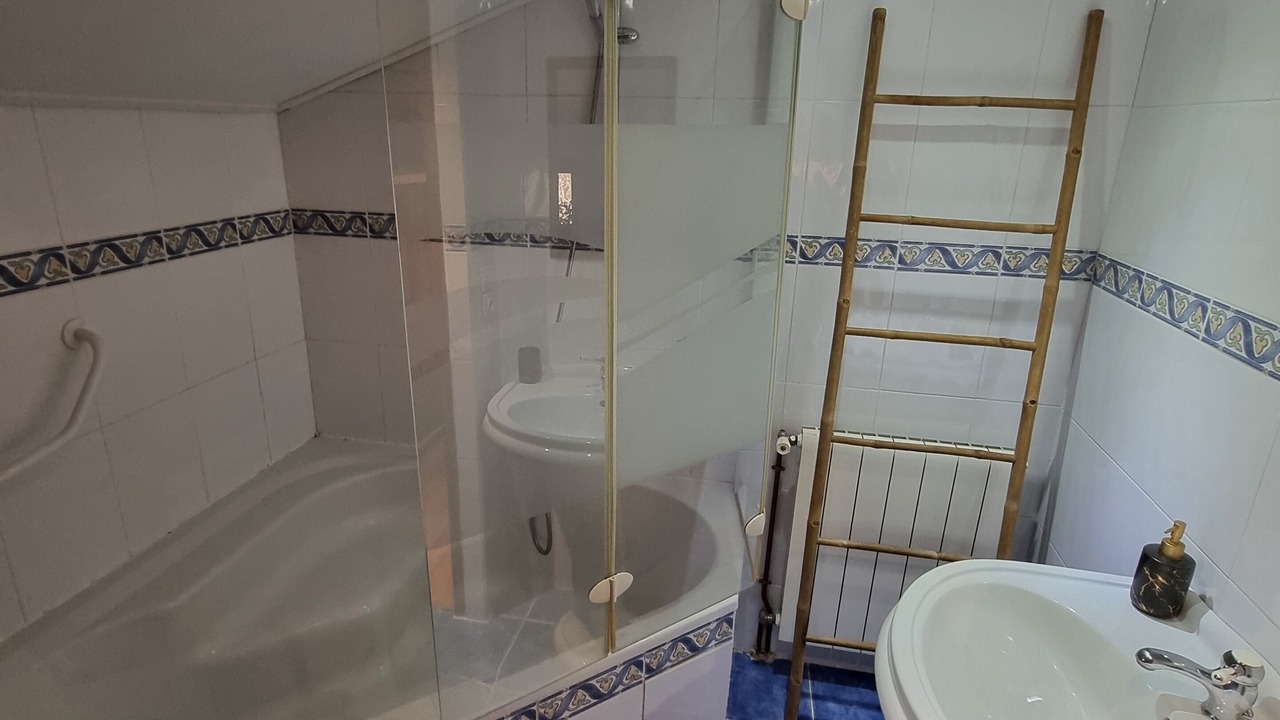 Photo of Bathroom in Serignac