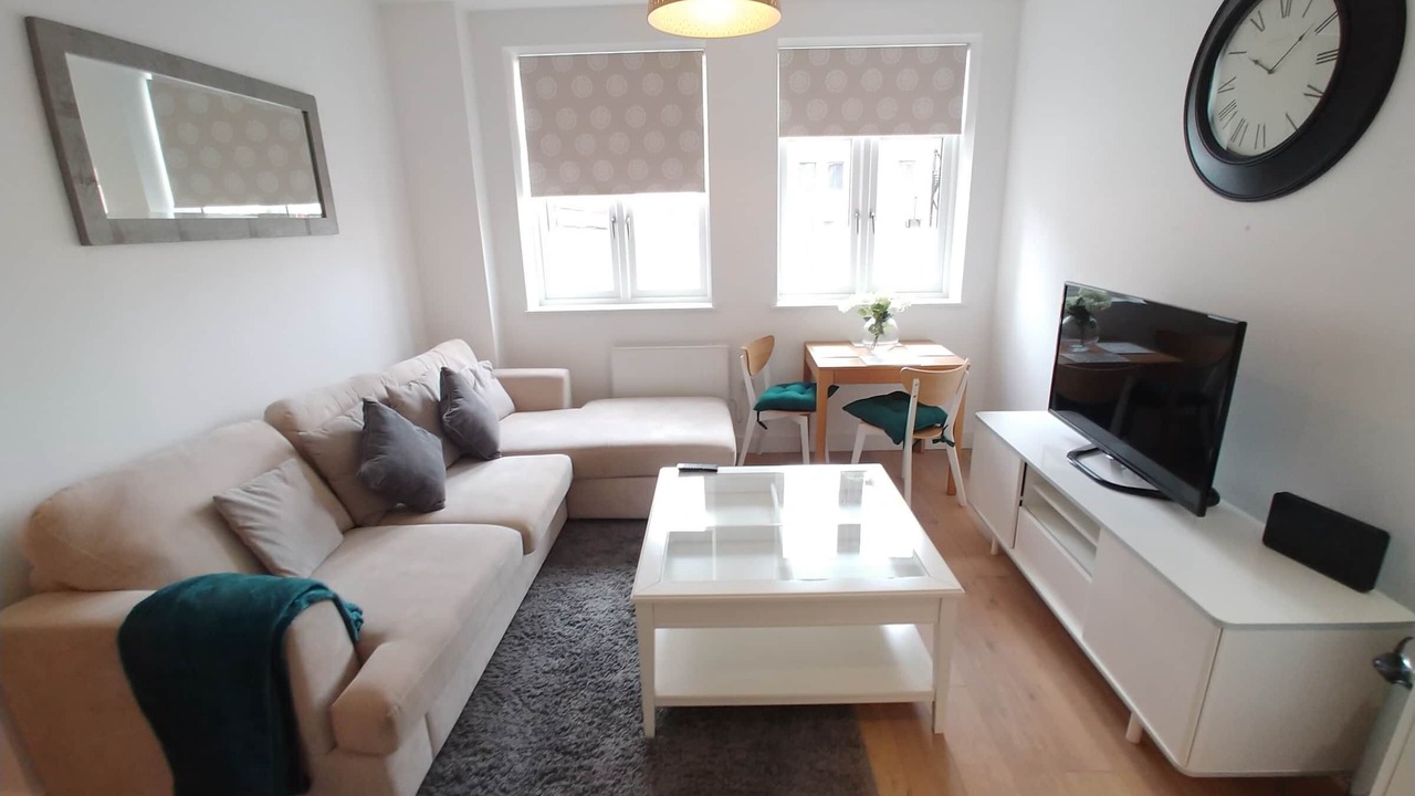 Photo of Bedroom in Reigate