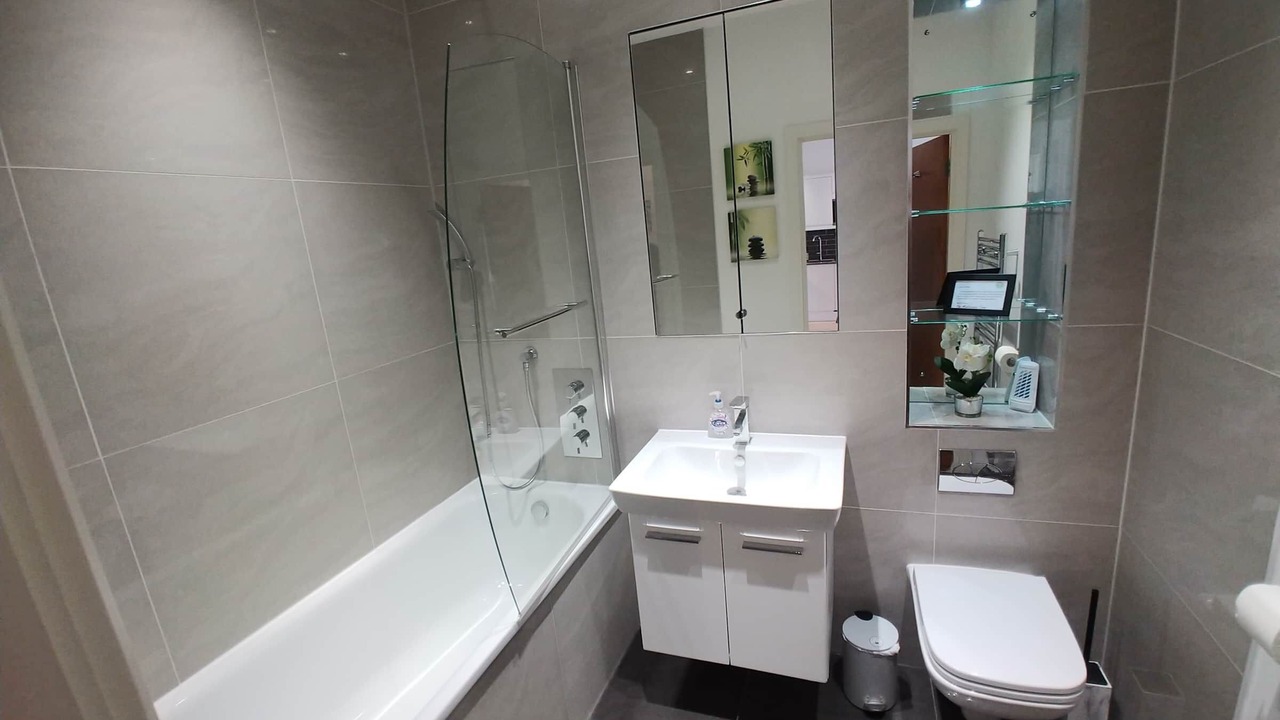 Photo of Bathroom in Reigate