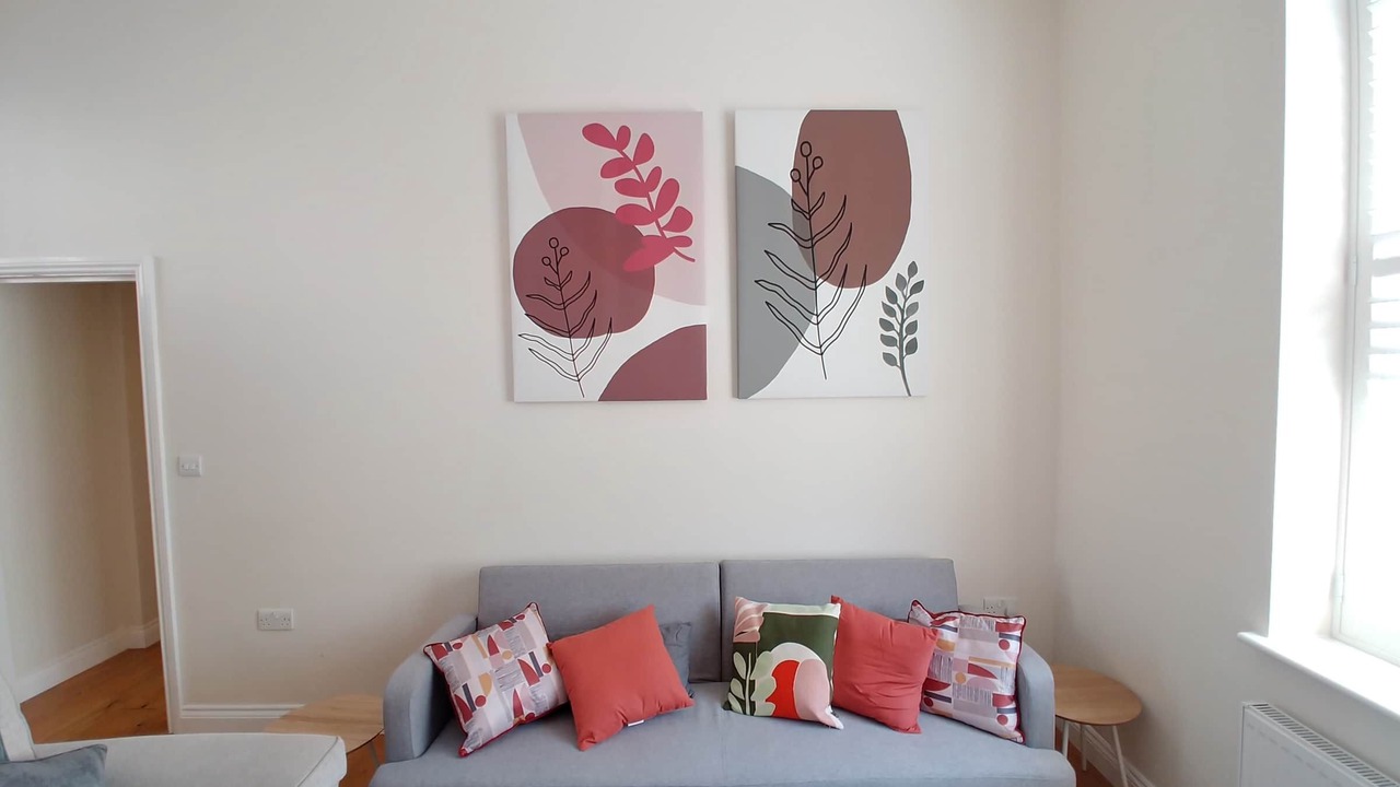 Photo of Bedroom in Reigate