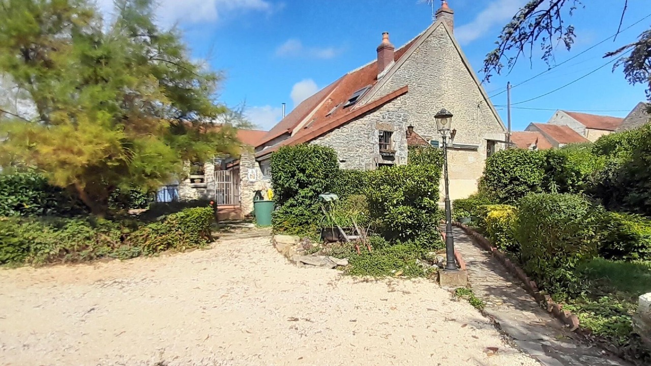 Photo of Outdoor in Breugnon