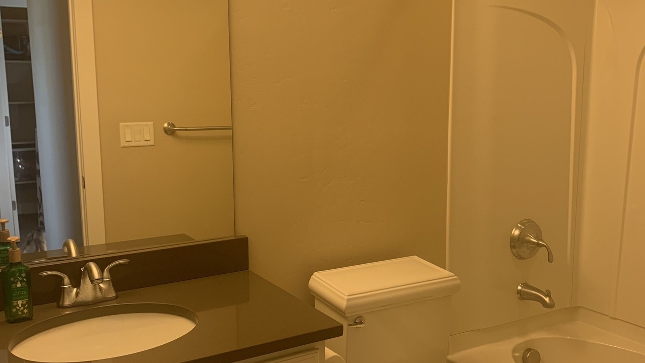 Photo of Bathroom in Daybreak