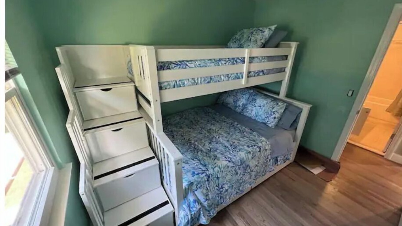 Photo of Bedroom in Islip