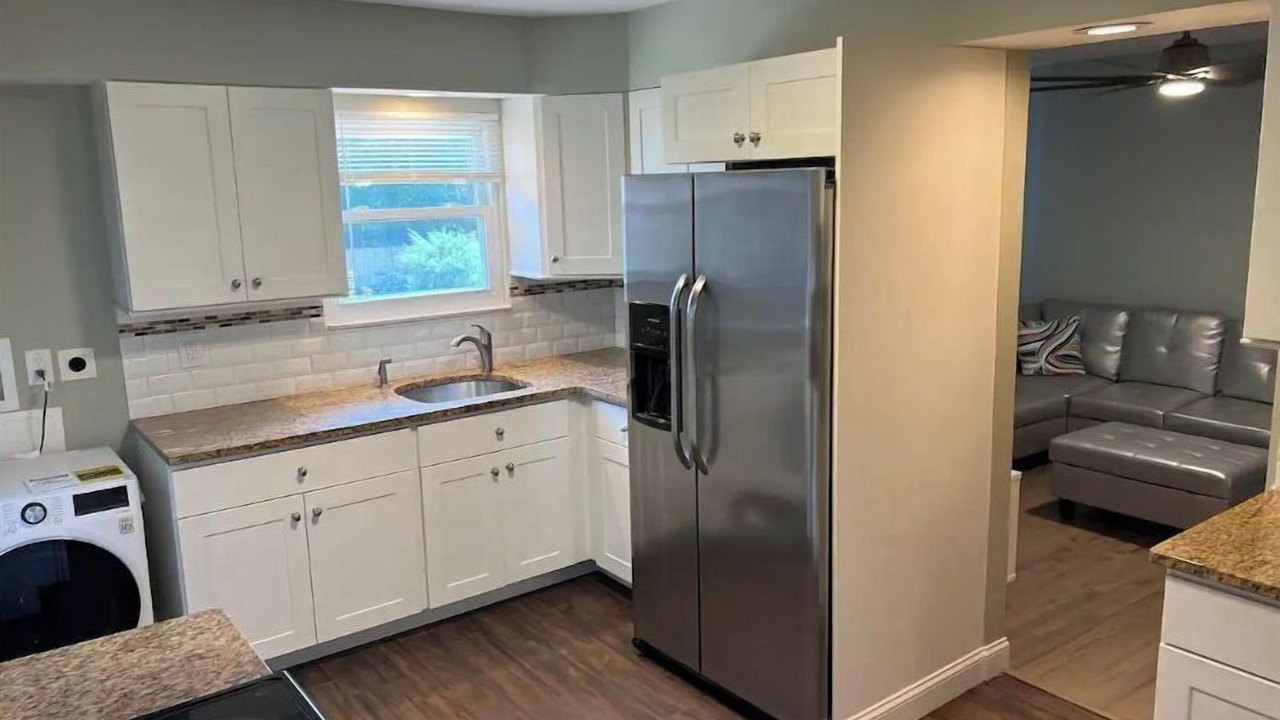 Photo of Kitchen in Islip