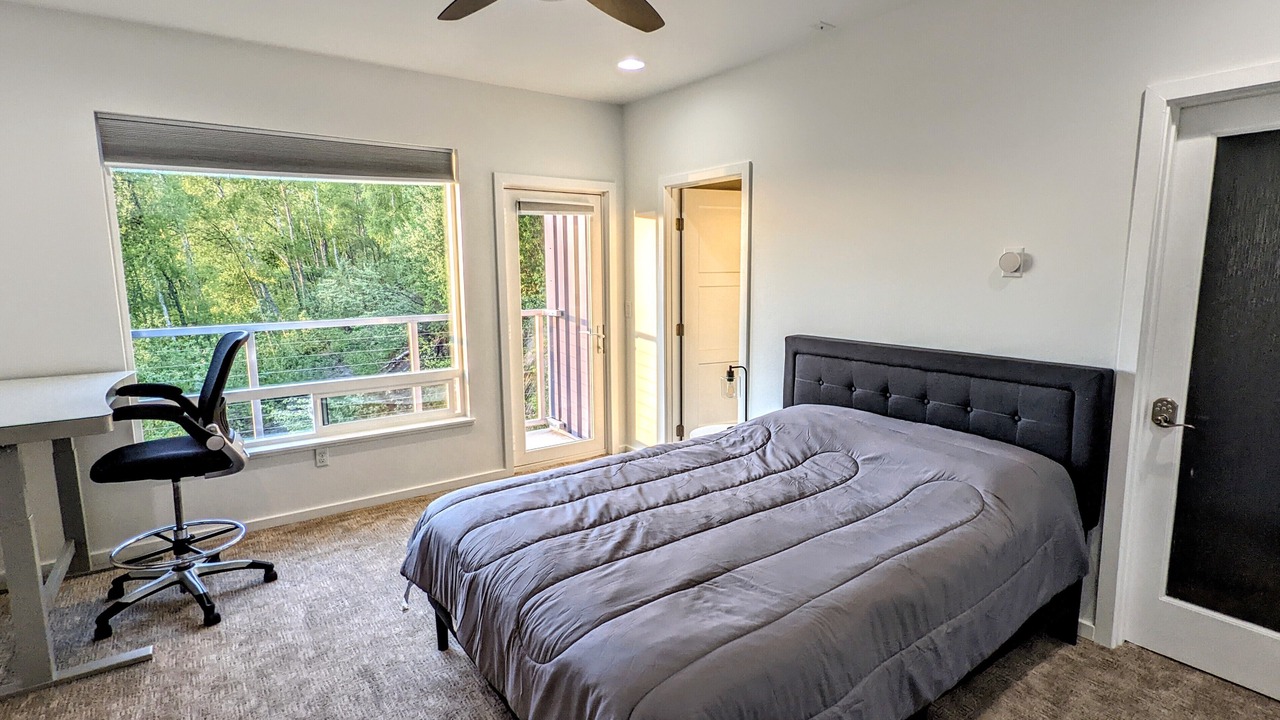Photo of Bedroom in Chugiak