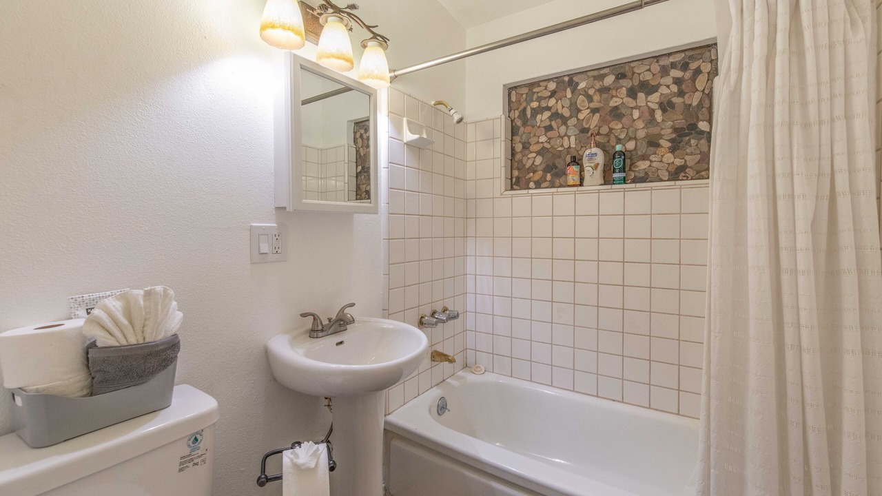 Photo of Bathroom in Woodlands