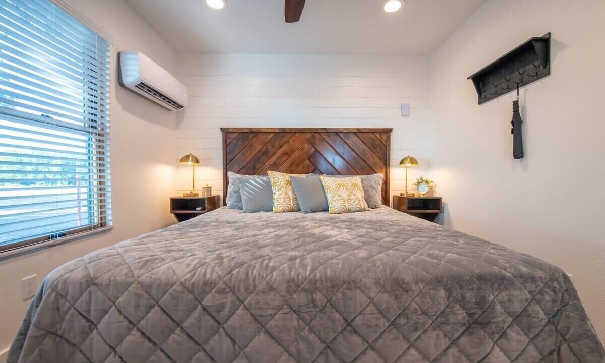 Photo of Bedroom in Elm Mott