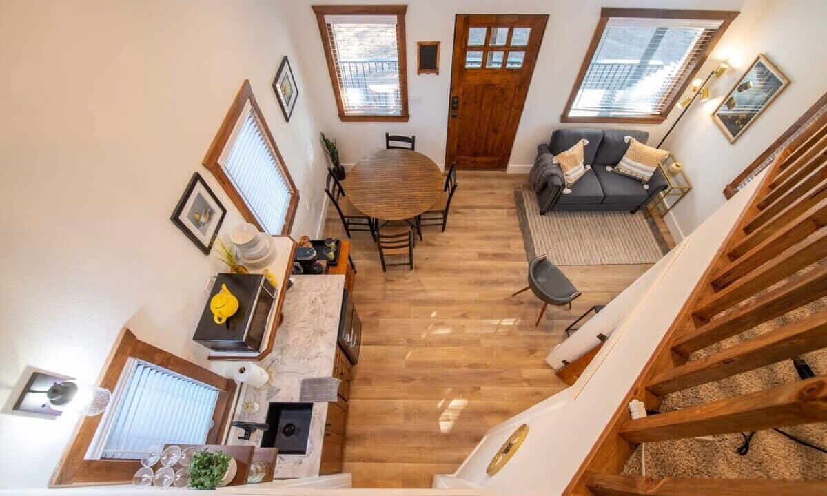 Photo of Livingroom in Elm Mott