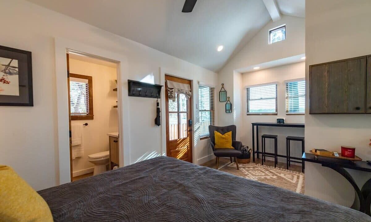 Photo of Bedroom in Elm Mott