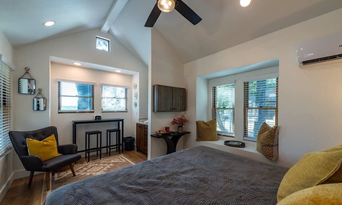 Photo of Bedroom in Elm Mott