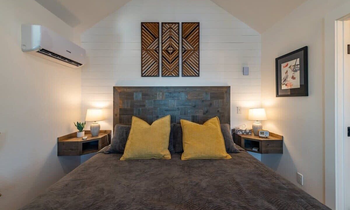 Photo of Bedroom in Elm Mott