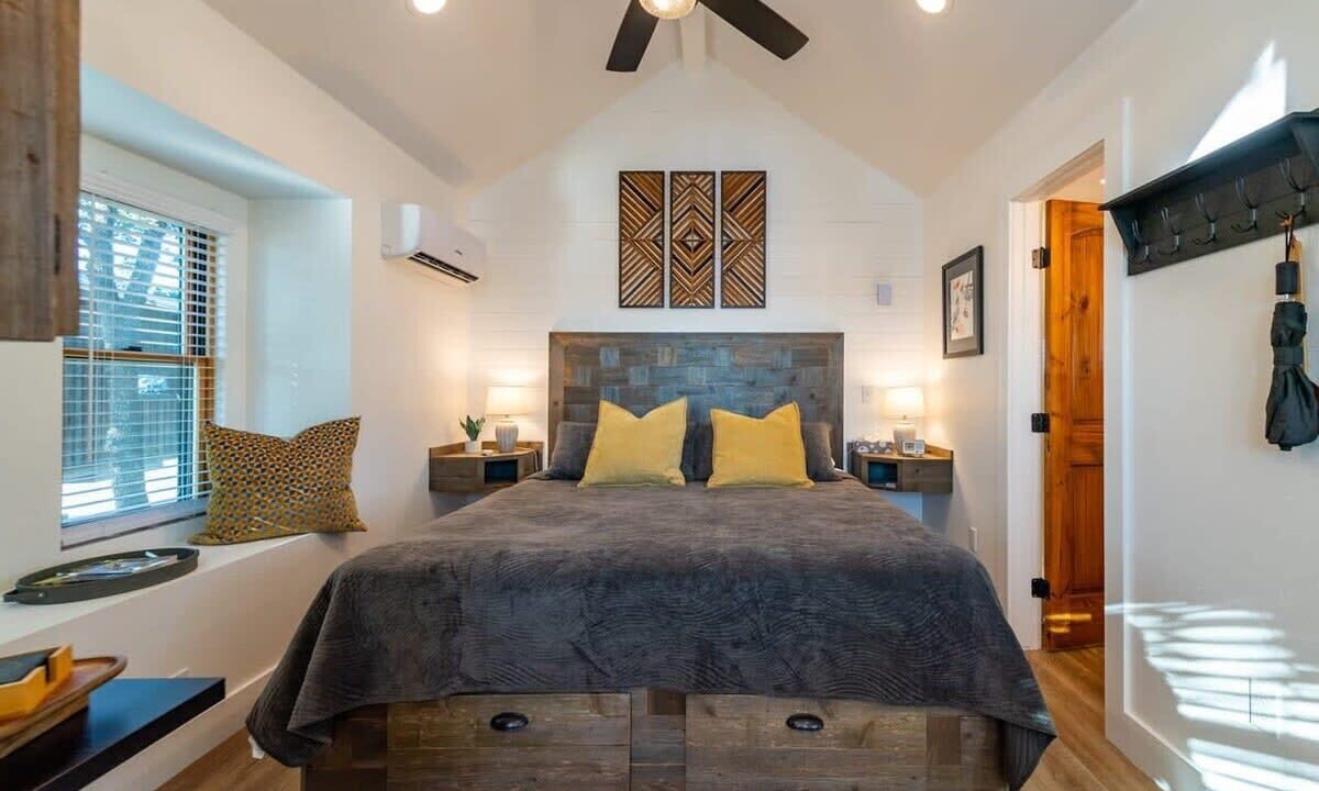 Photo of Bedroom in Elm Mott