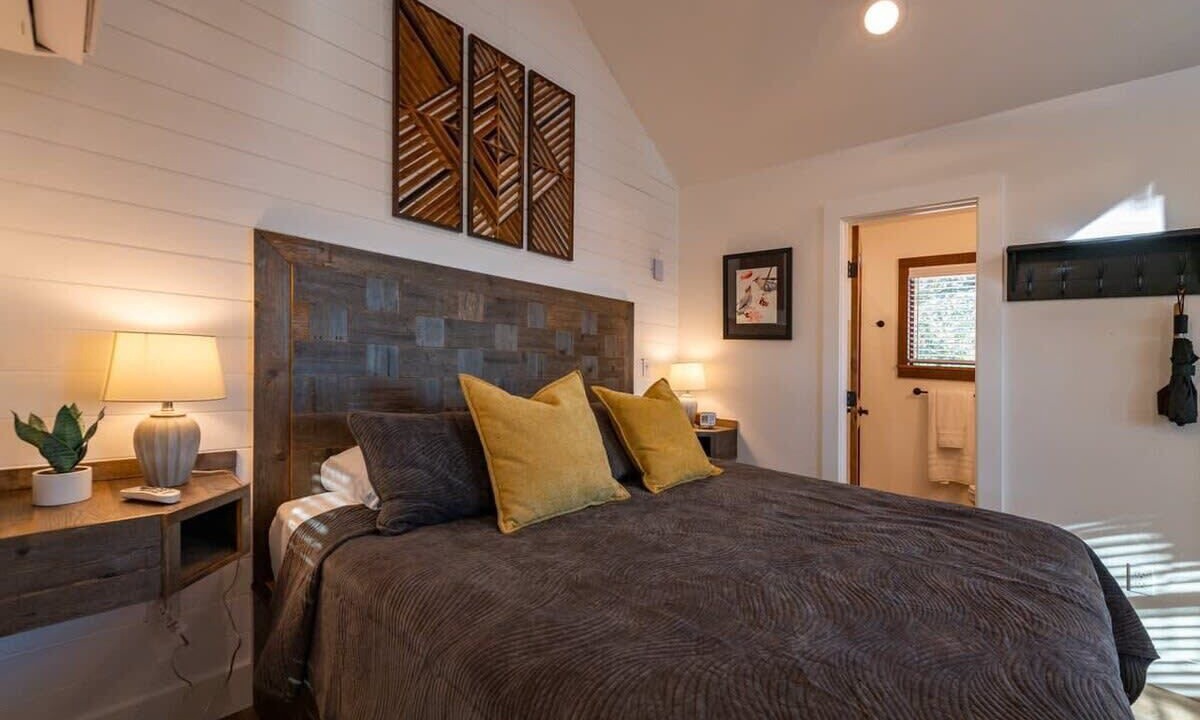 Photo of Bedroom in Elm Mott