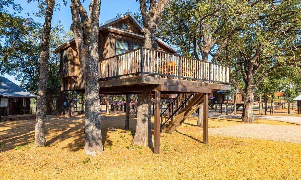 Photo of Outdoor in Elm Mott