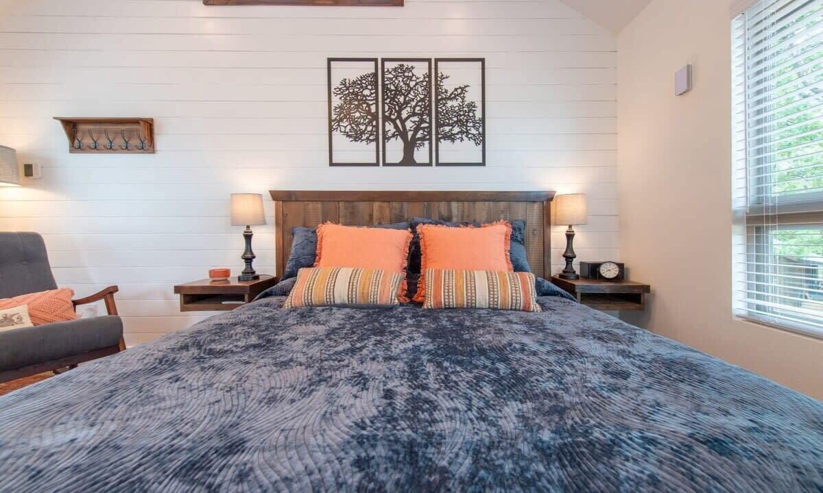 Photo of Bedroom in Elm Mott