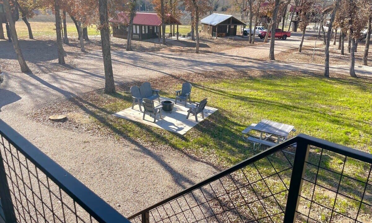 Photo of Outdoor in Elm Mott