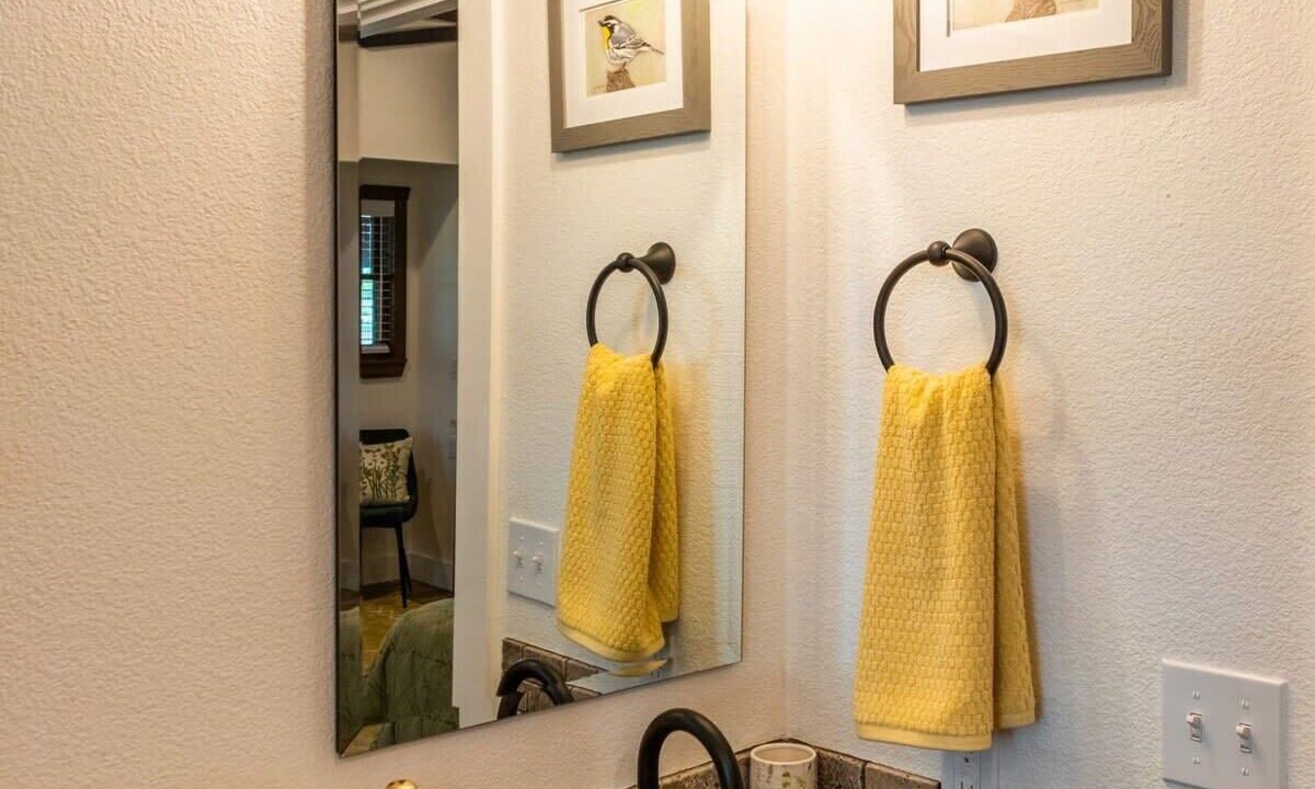 Photo of Bathroom in Elm Mott