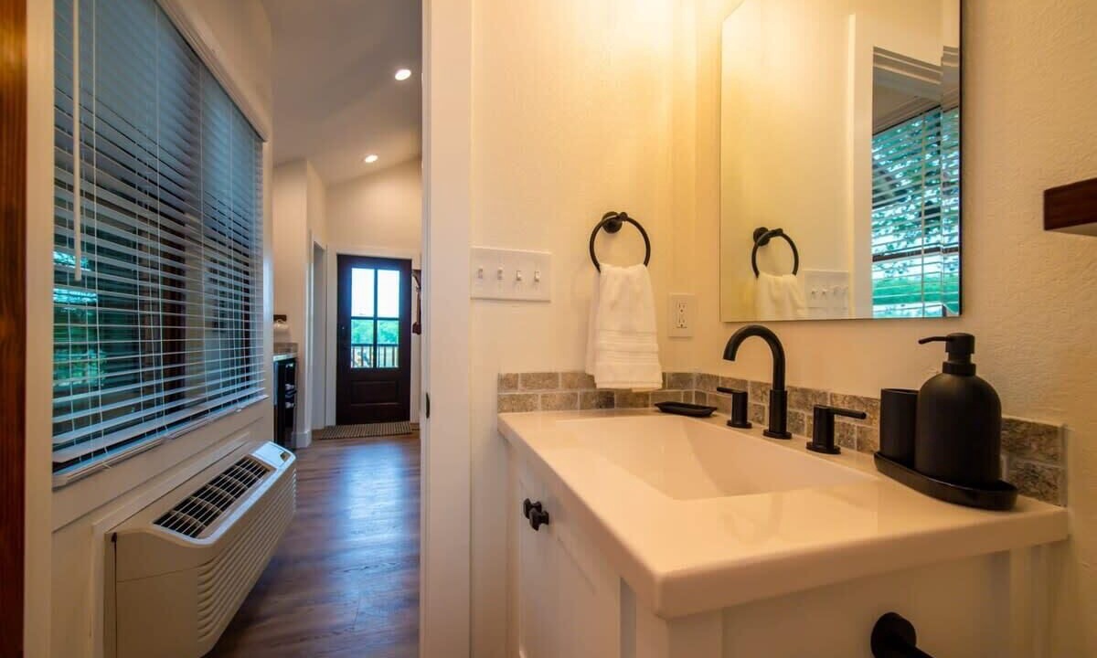 Photo of Bathroom in Elm Mott