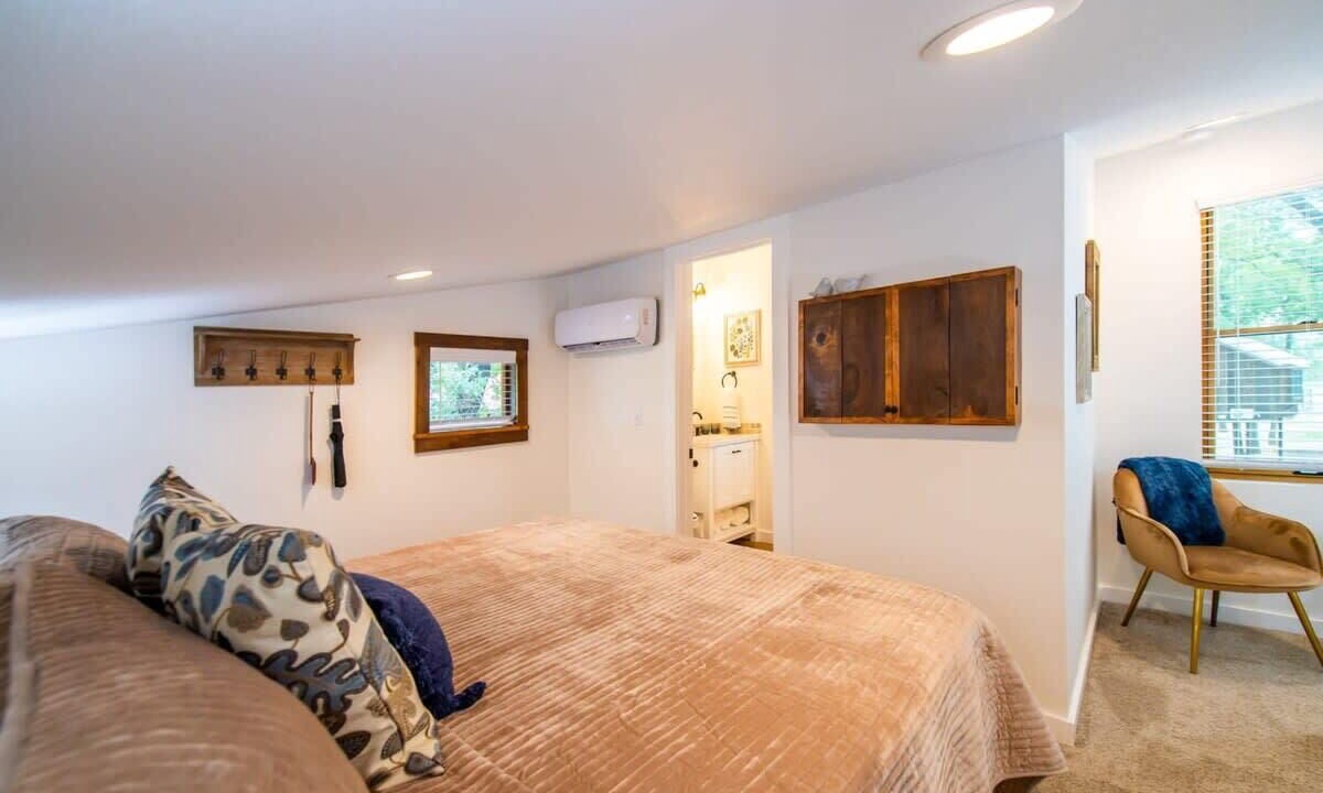 Photo of Bedroom in Elm Mott