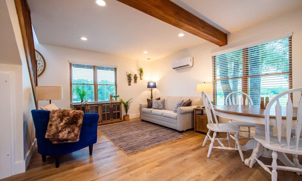 Photo of Livingroom in Elm Mott