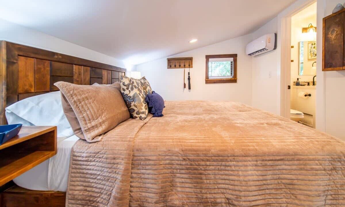 Photo of Bedroom in Elm Mott