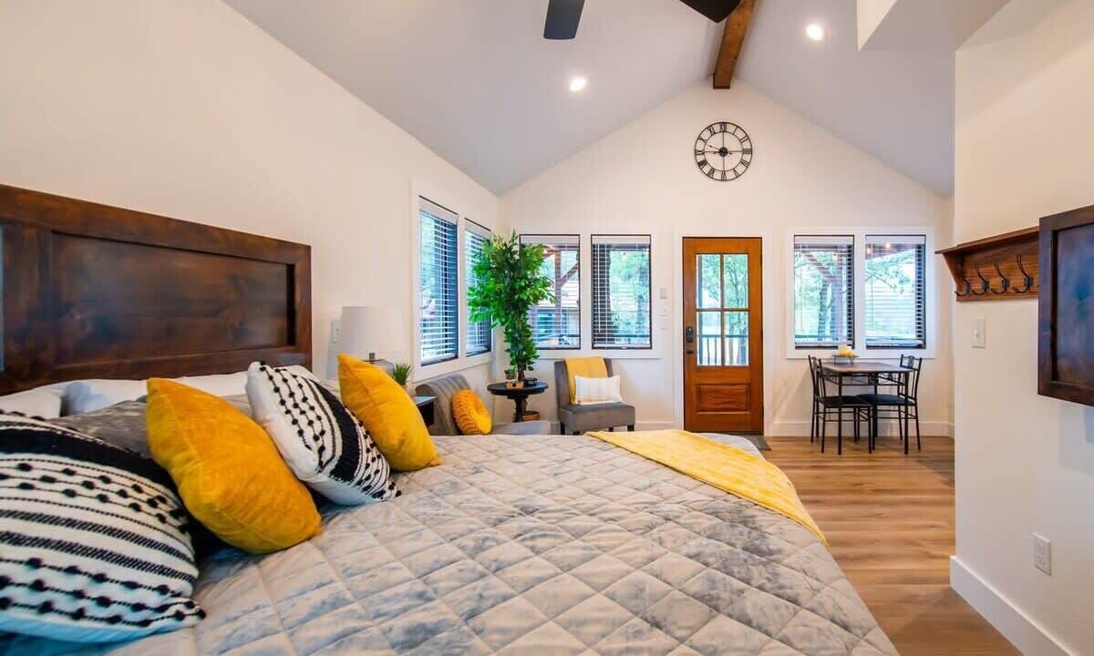 Photo of Bedroom in Elm Mott
