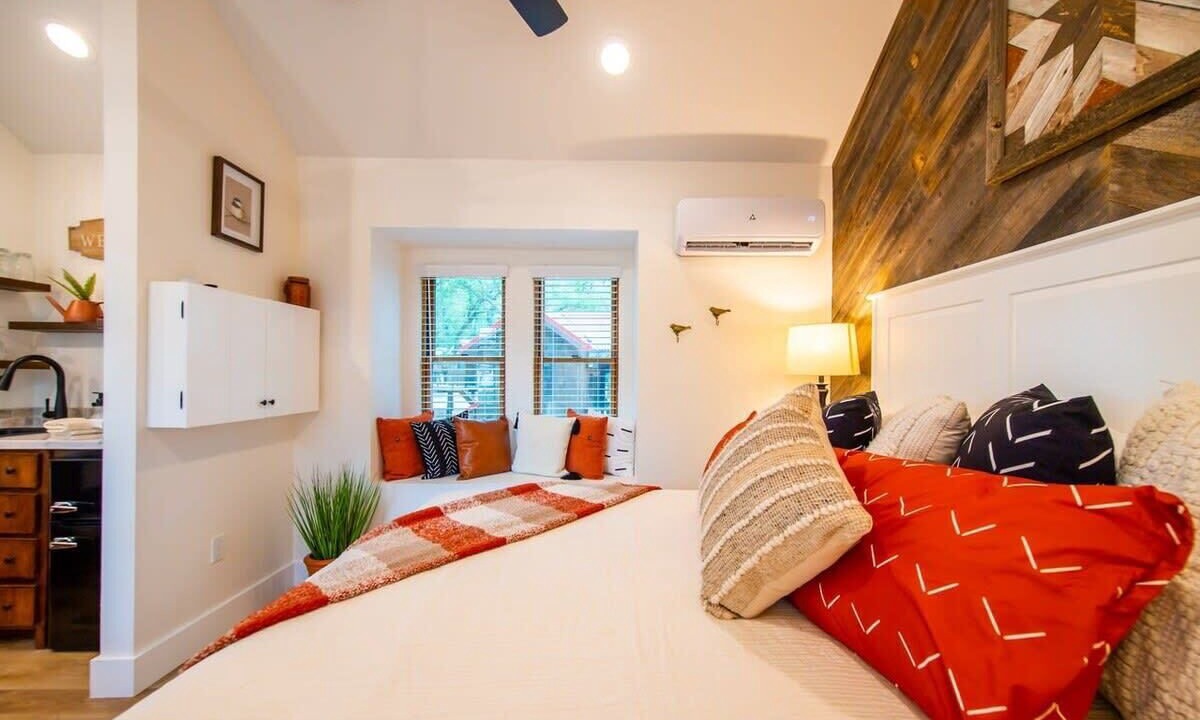 Photo of Bedroom in Elm Mott