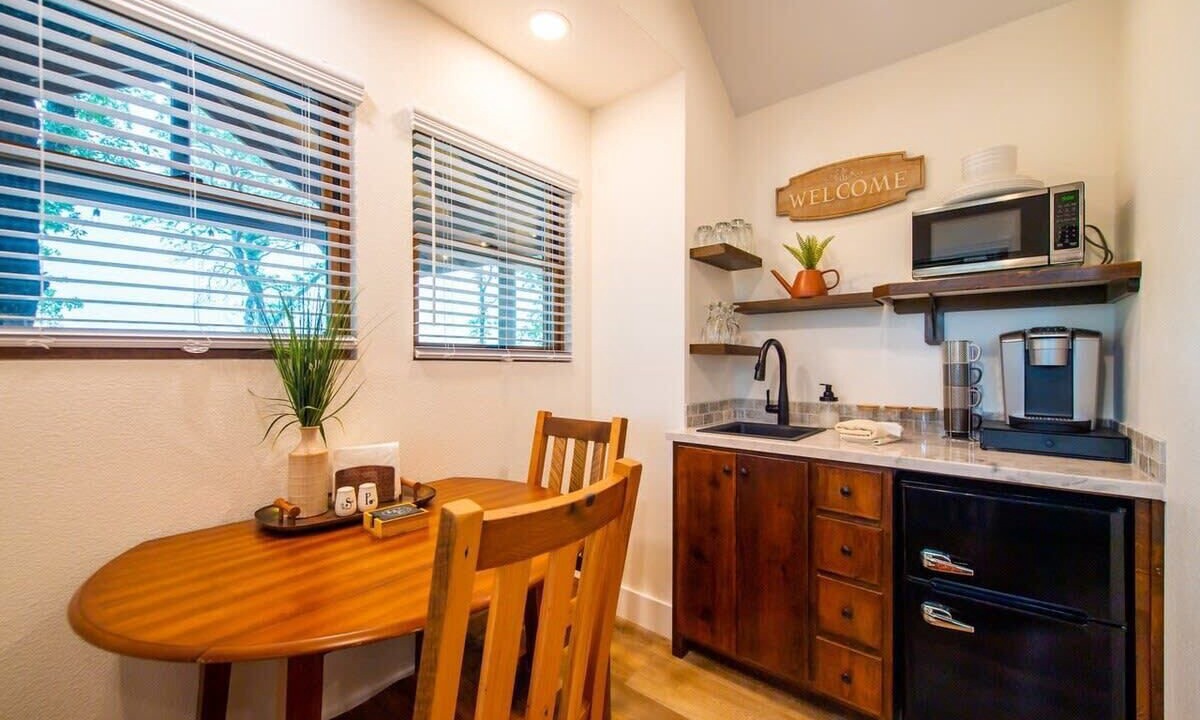 Photo of Kitchen in Elm Mott