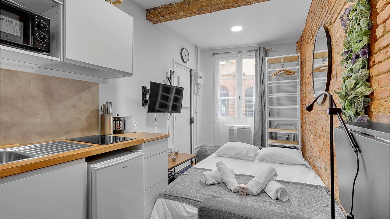 Photo of Bedroom in Carmes