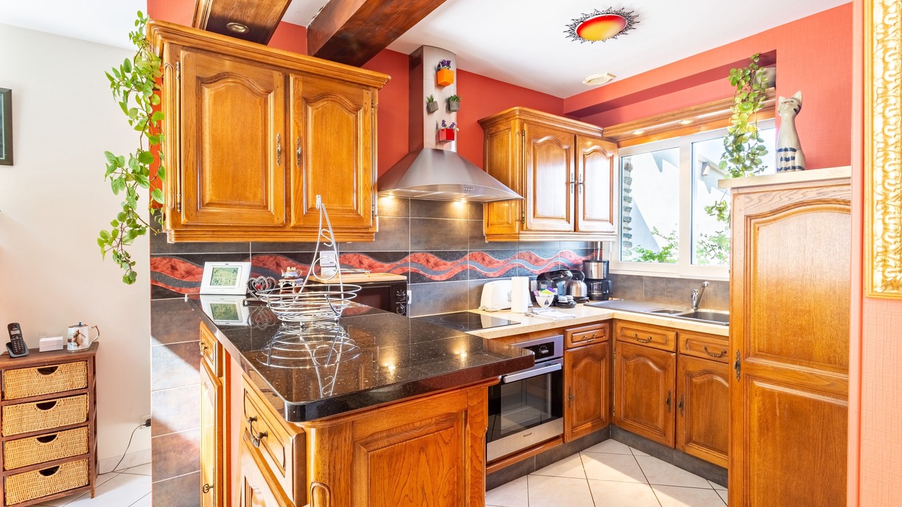 Photo of Kitchen in Saint-Meloir-des-Ondes
