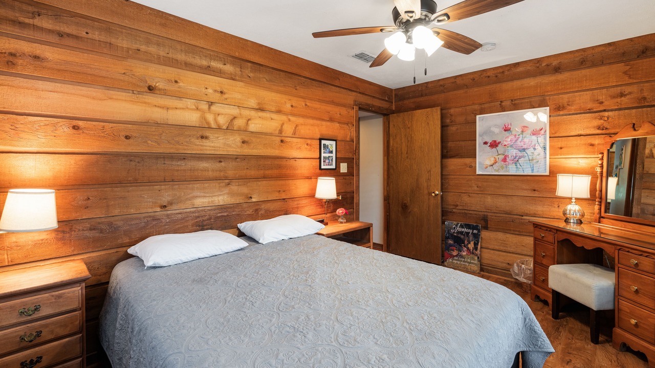 Photo of Bedroom in Concan