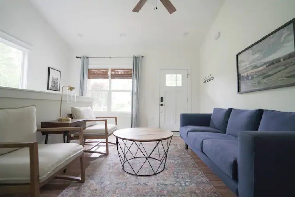 Photo of Livingroom in Swannanoa