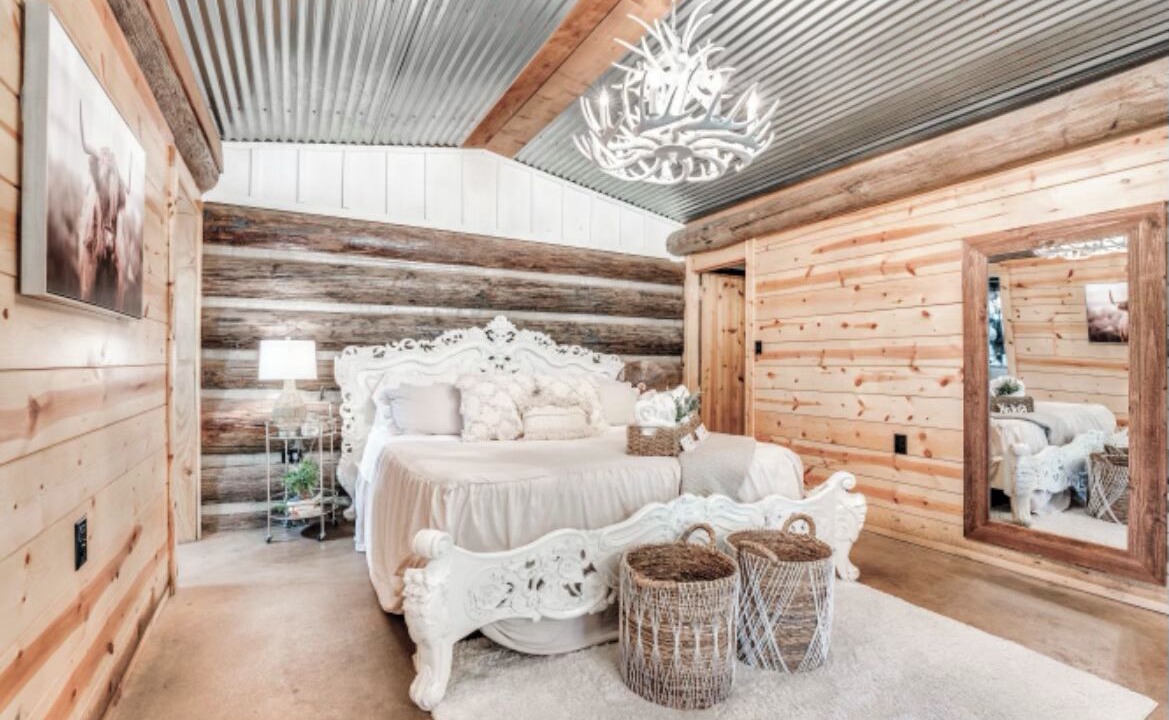 Photo of Bedroom in Shawnee