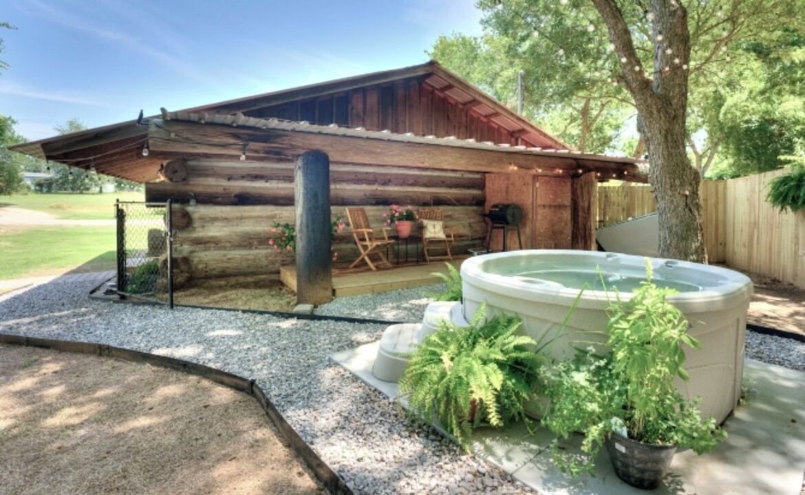 Photo of Outdoor in Shawnee