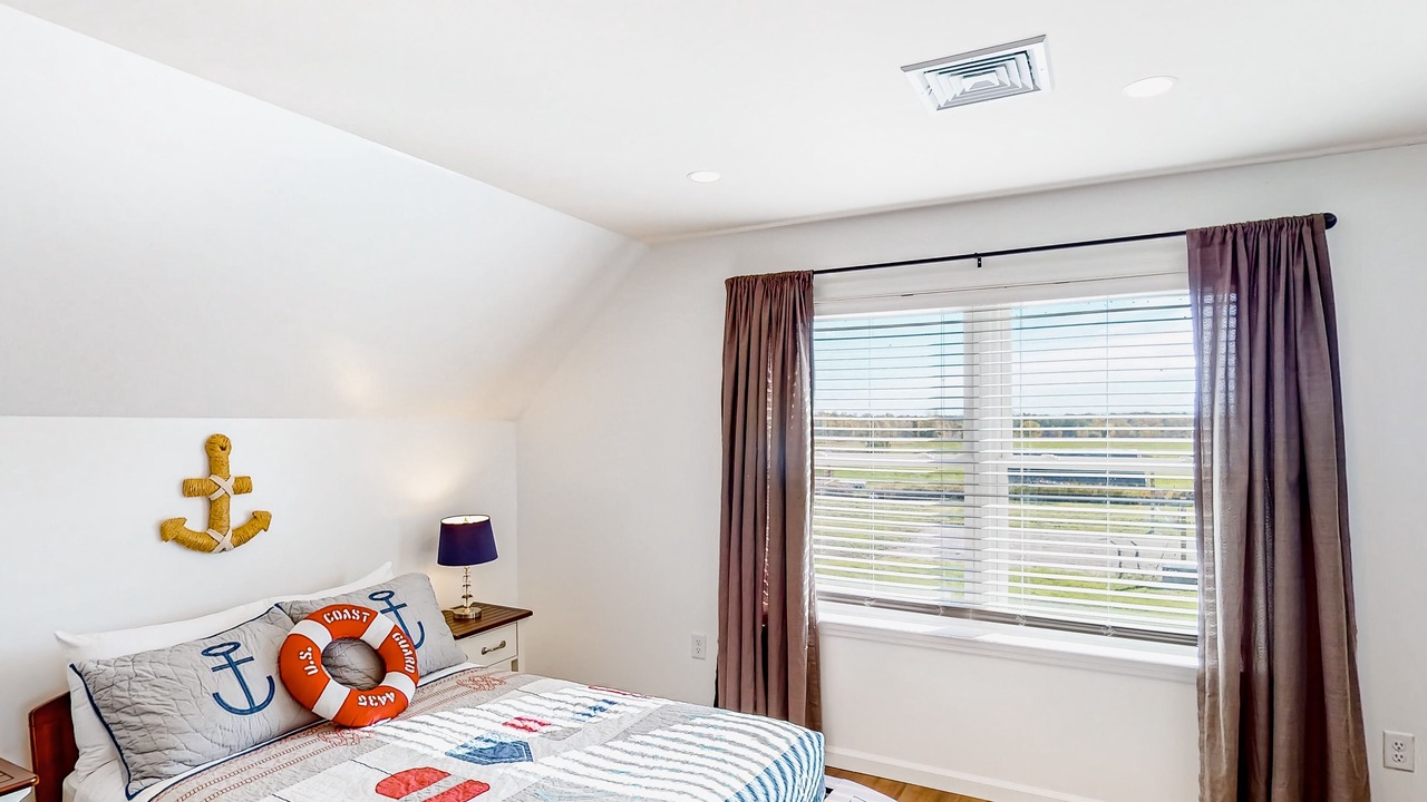 Photo of Bedroom in North Hero