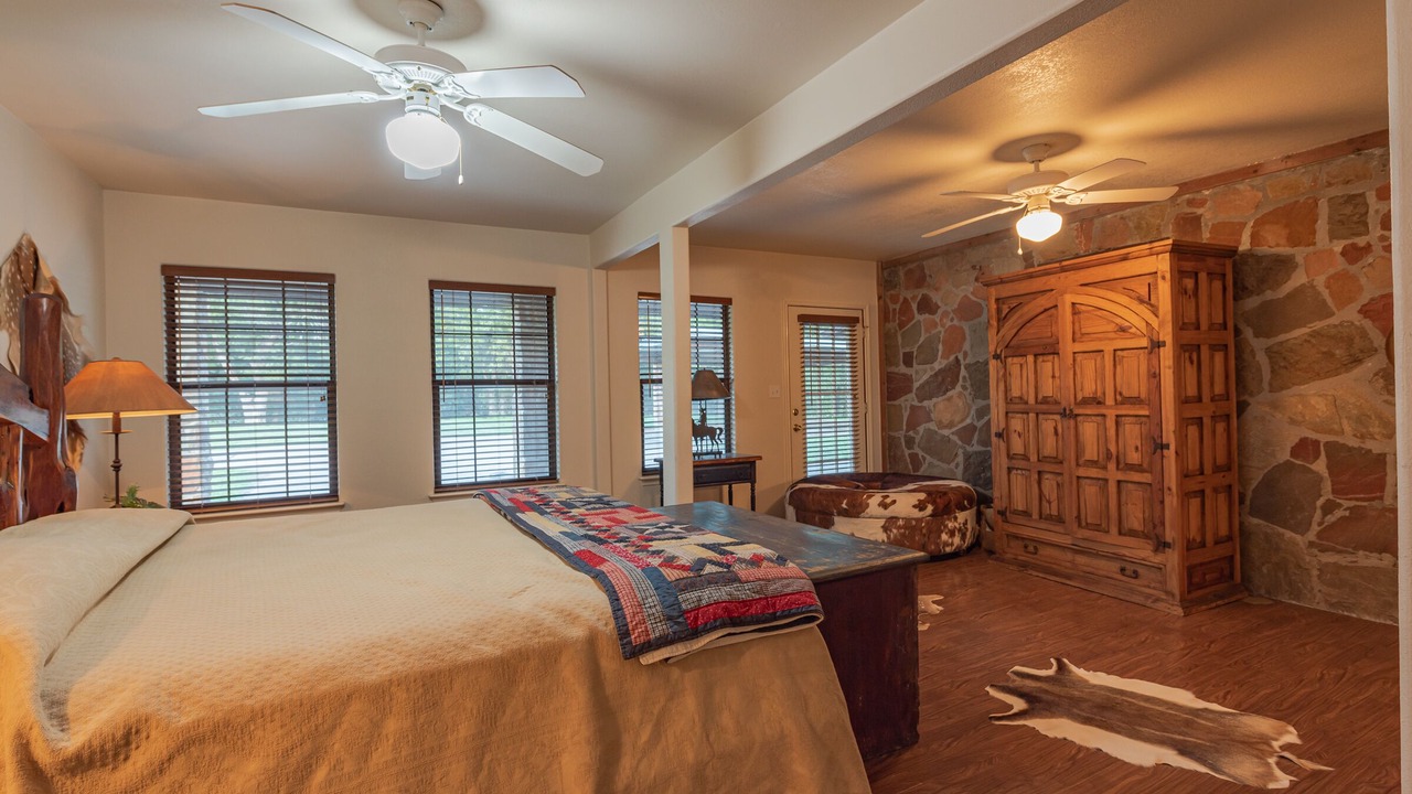 Photo of Bedroom in Marble Falls