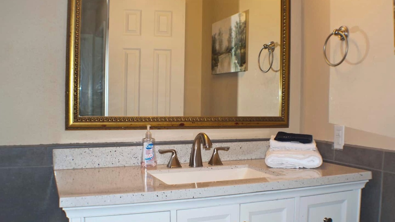 Photo of Bathroom in Southwood Valley
