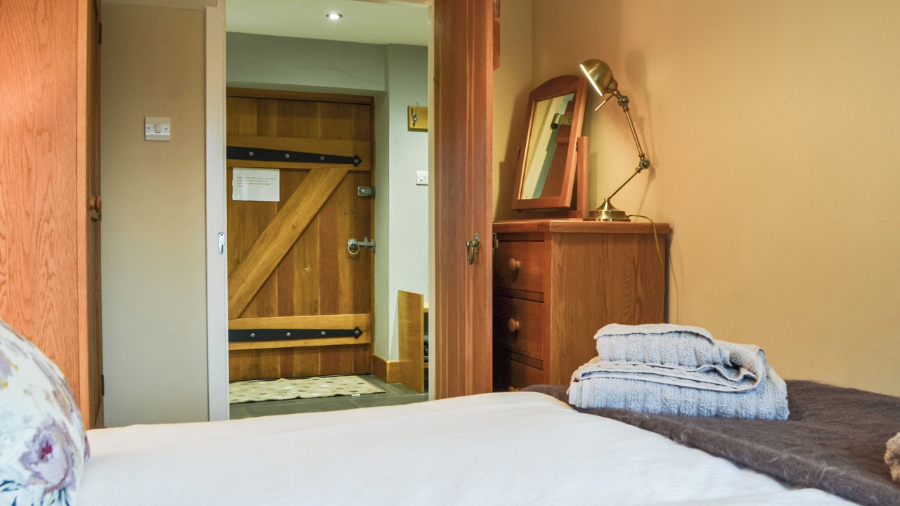 Photo of Others in Manesty