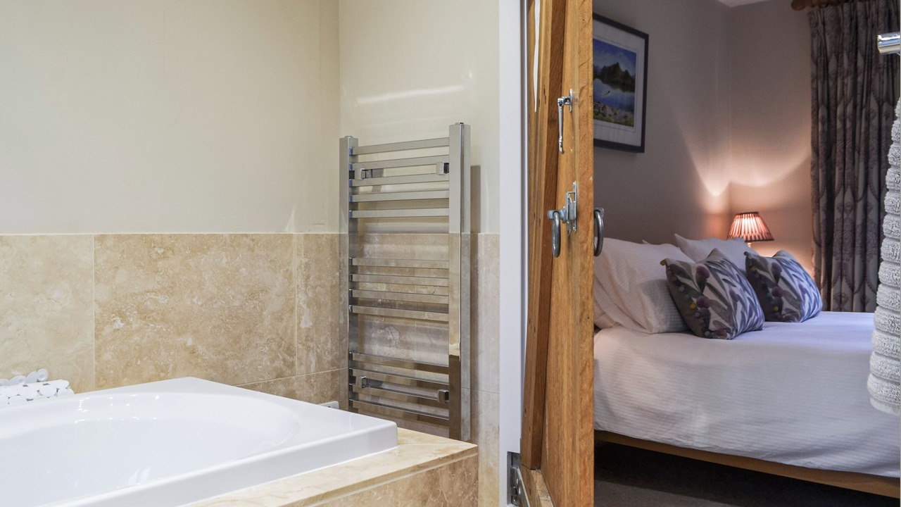 Photo of Others in Manesty