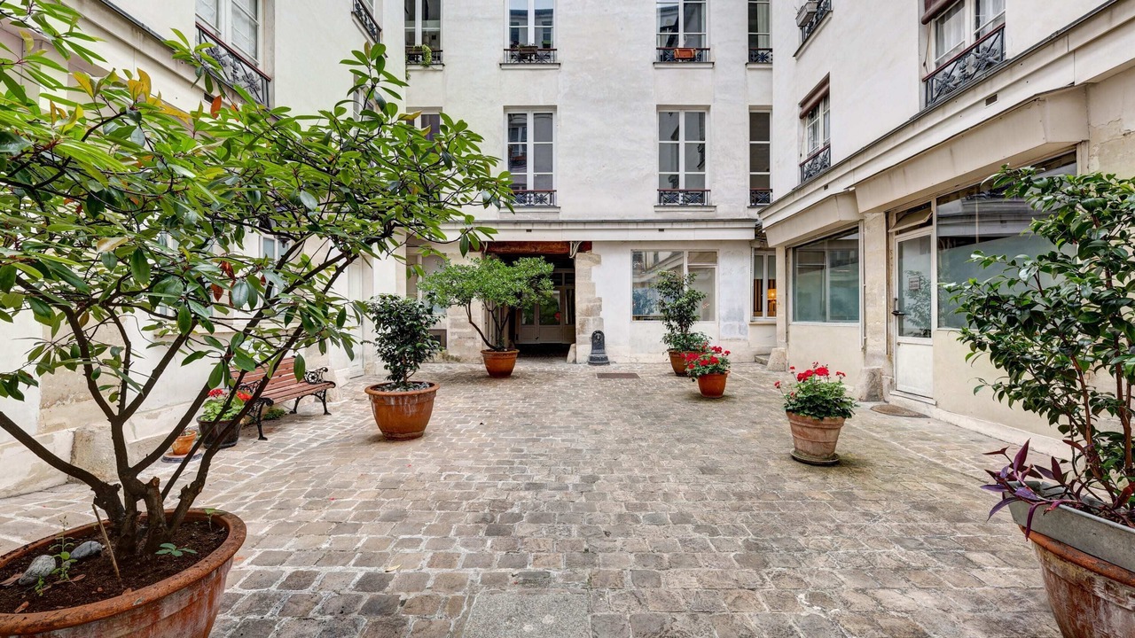 Photo of Outdoor in Arsenal