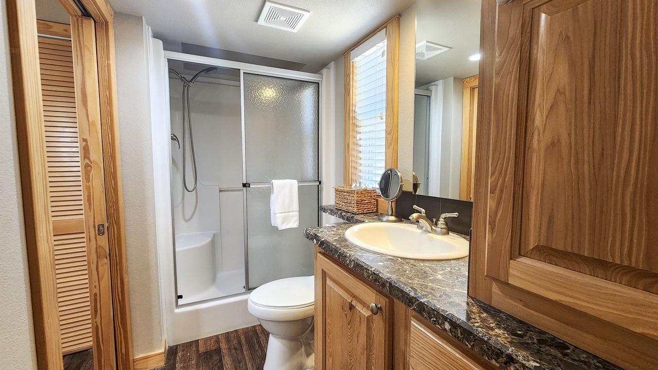 Photo of Bathroom in Staples